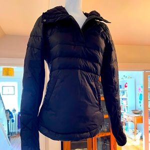 Lululemon down for a run jacket size 4 $95.